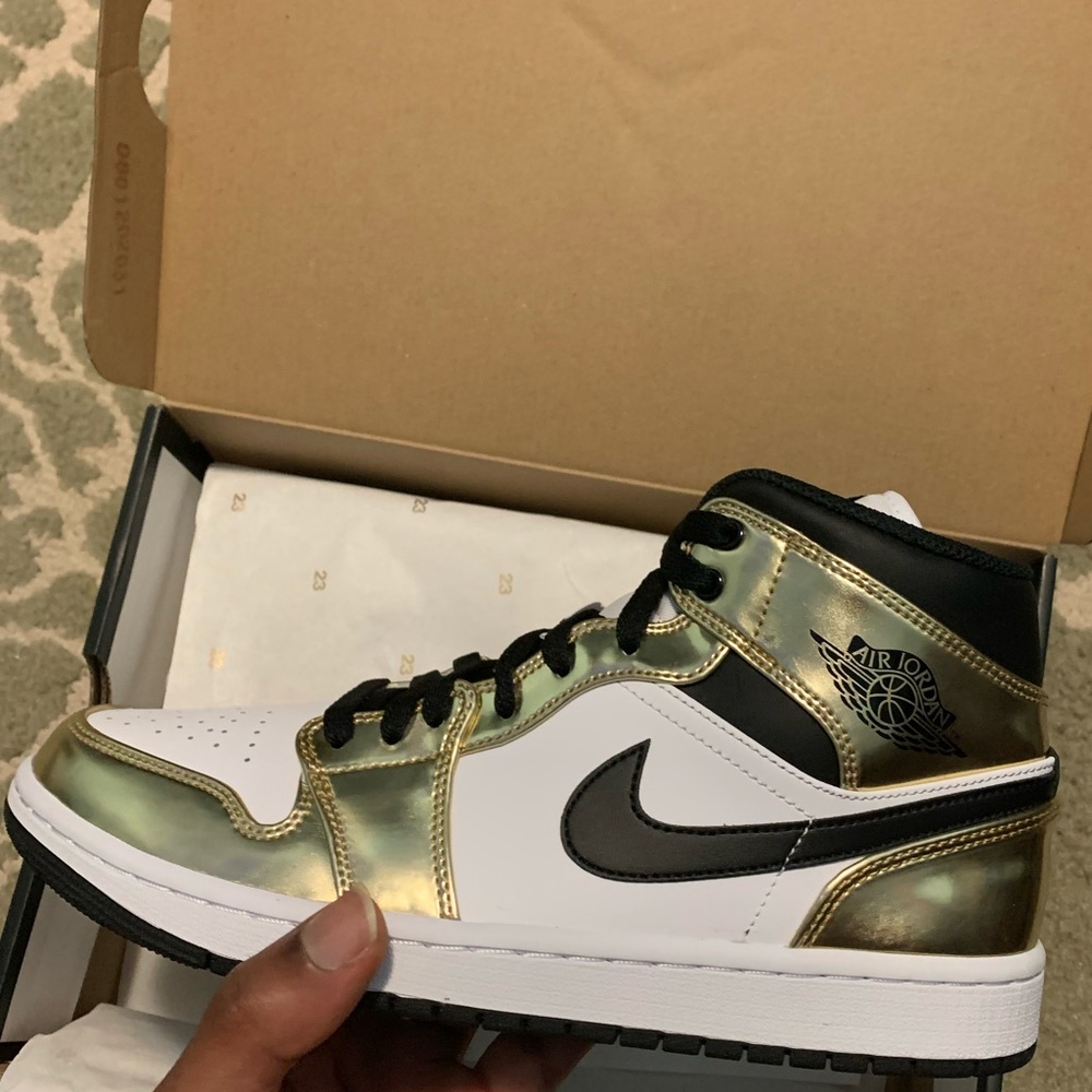 SOLD